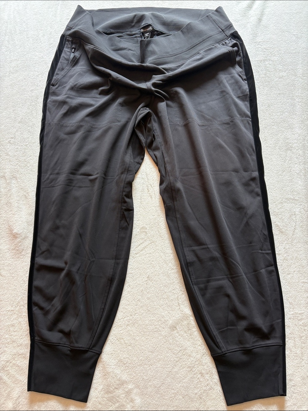 ATHLETA BLACK ATHLETIC JOGGER PANTS